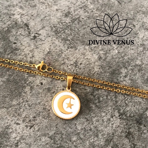 Moon Star Round Pendant Stainless Steel Necklace - Picture 8 of 8